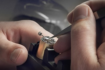 为什么武汉江诗丹顿晚上十点左右会变慢